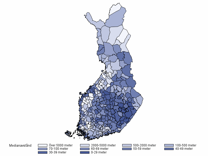 Fritidshusens medianavstnd frn den nrmaste sjn eller det nrmaste havet (mrkare frger avser kortare medianavstnd)